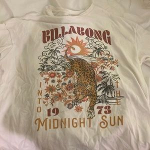 Oversized billabong cheetah graphic tee